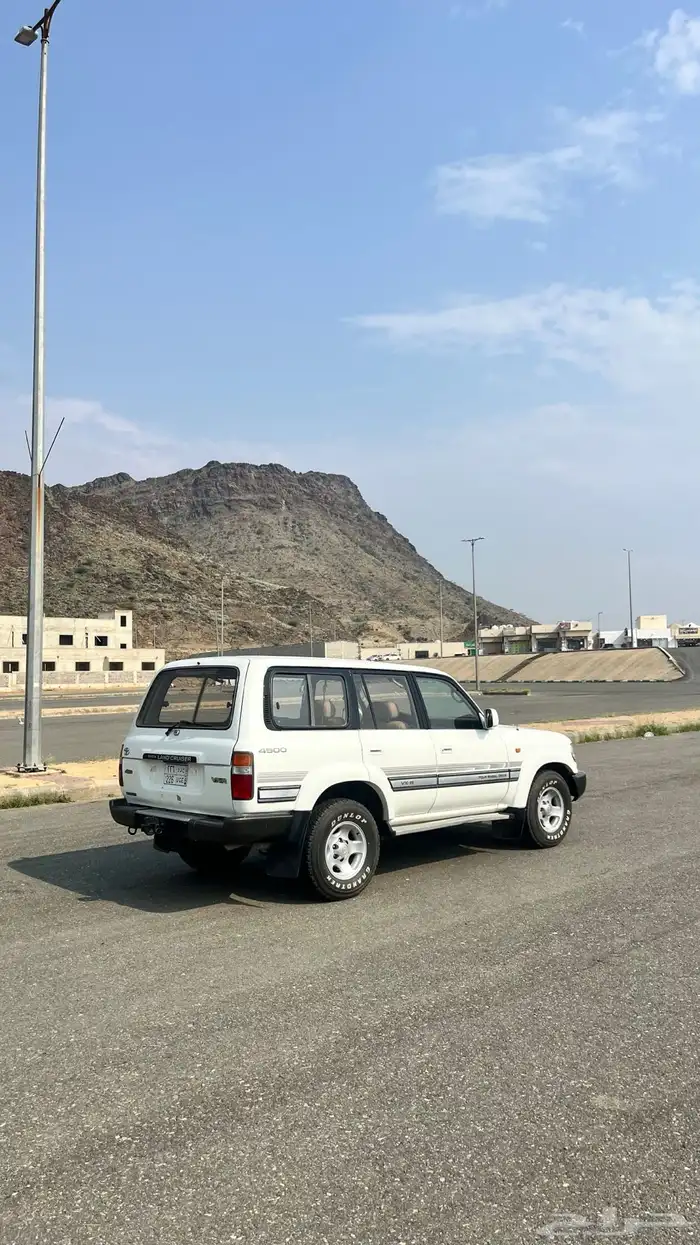 صالون لاند كروزر 96vxr 1