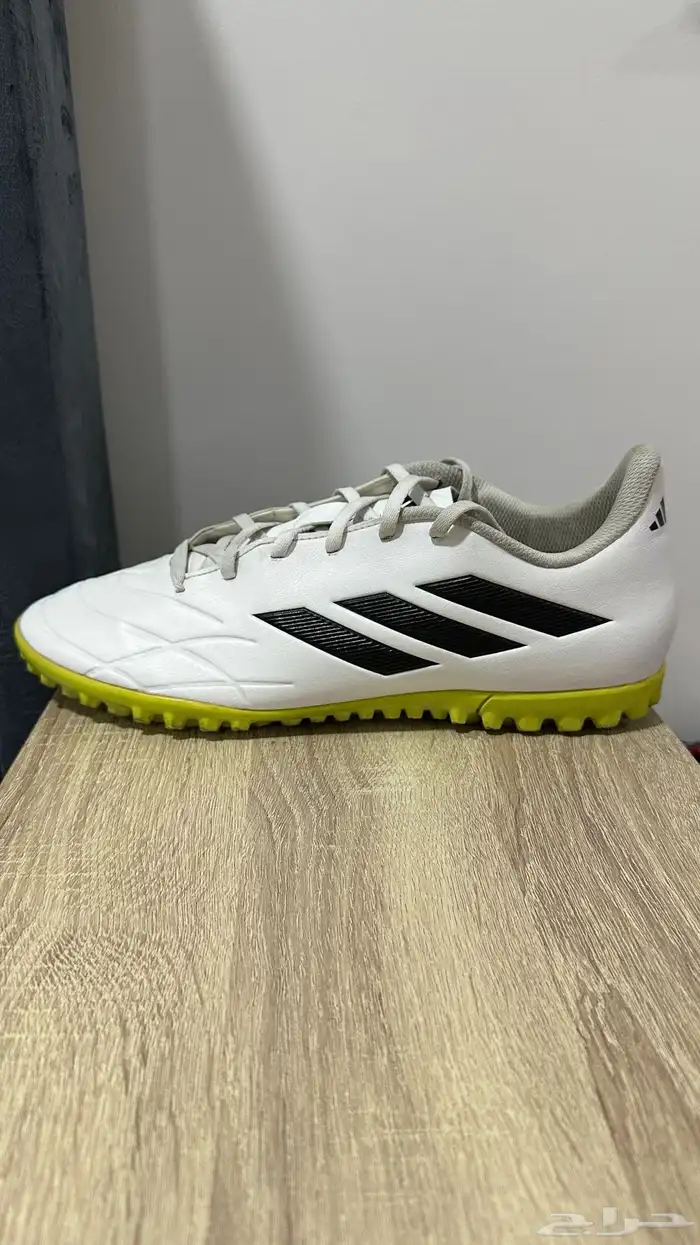 شوز جوتي رياضي أديداس (Adidas) أصلي - مقاس 46 - شبه جديد 0