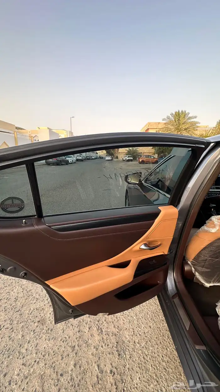 لكزس ES300H للبيع 15