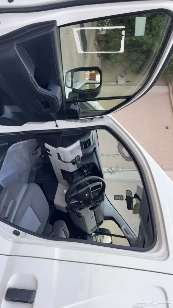 باص ديزل 2021 بضاعه ثلاجه سقف عالي 3