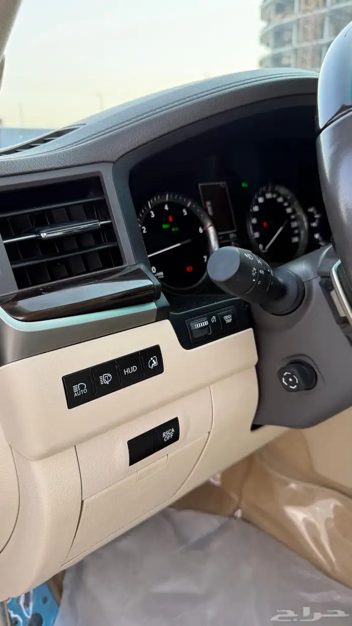 للبيع لكزس 2021 LX 570 S فل كامل سعودي 14