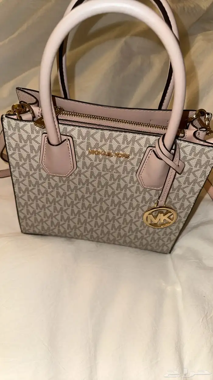 شنطة من Michael Kors أصلية 3