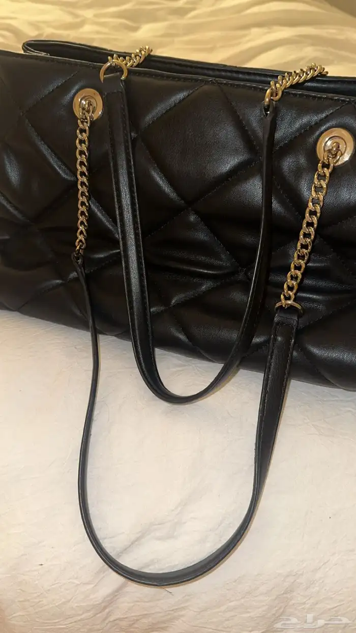 شنطة DKNY الاصليه 0