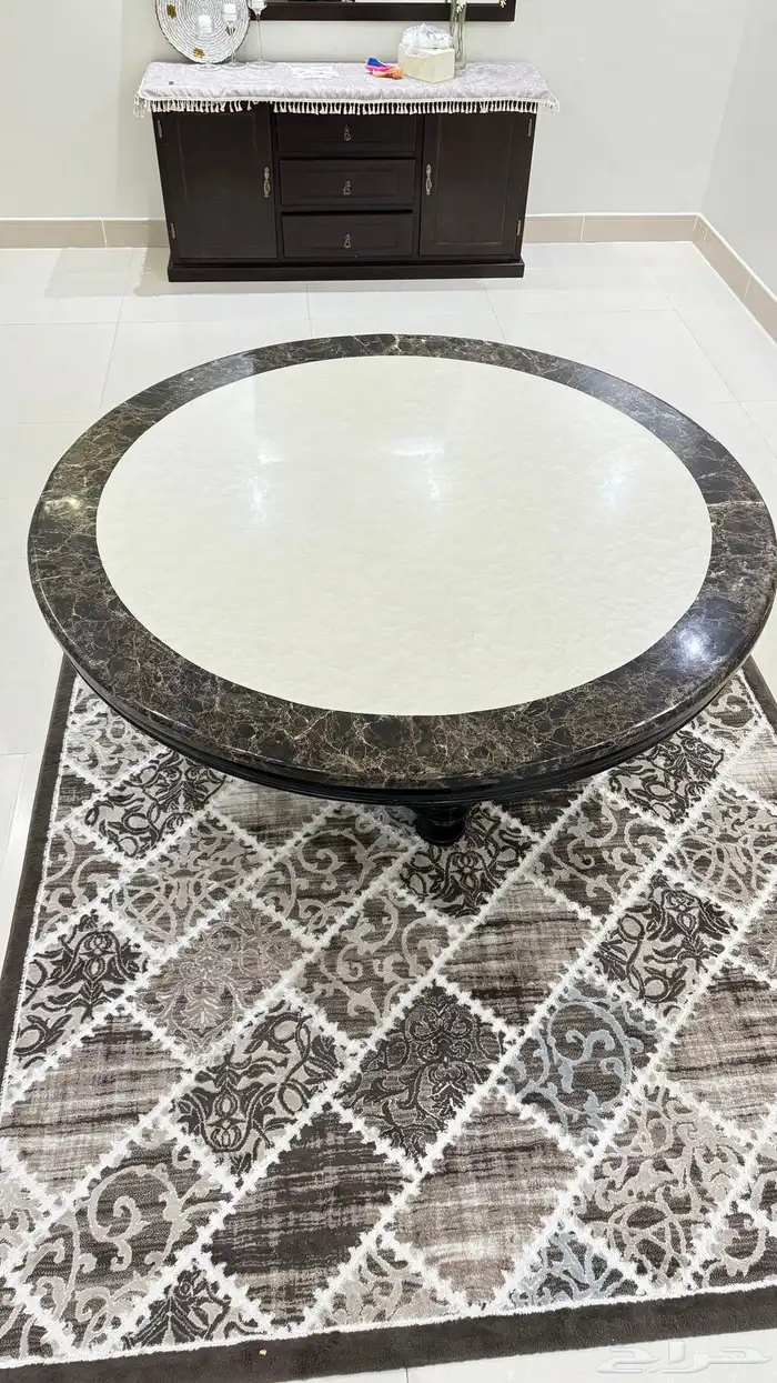طاولة طعام رخام دائرية للبيع مع الكراسي 0