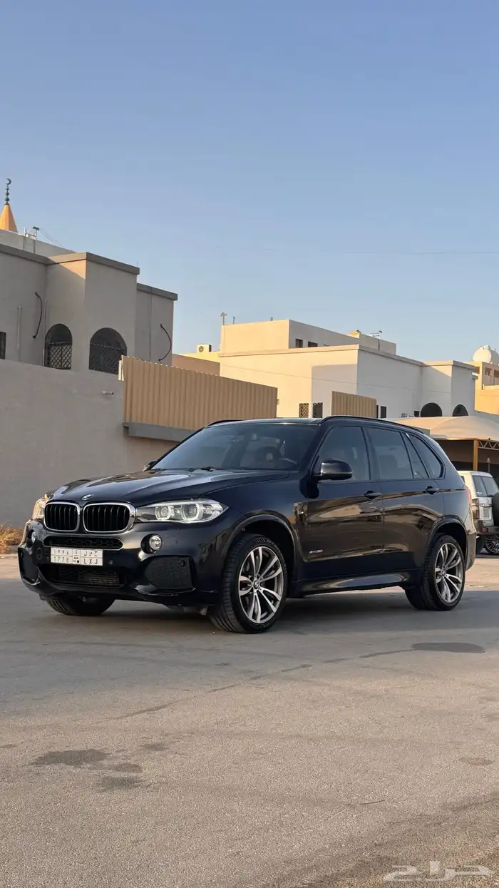للبيع بي ام دبليو x5 2014 2