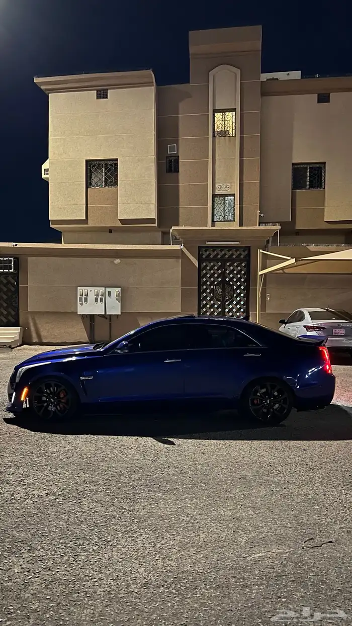 كاديلاك ATS 8