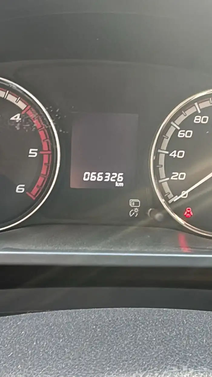 ميتسوبيشي 2022 دبل 10