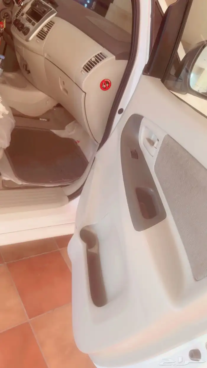 تويوتا انوفا مخزززنة وكالة ماشاءالله 2014 12