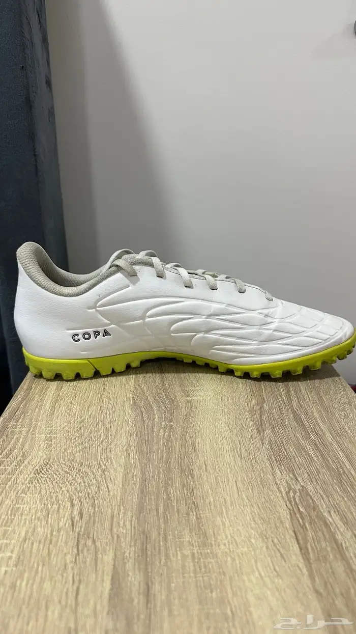 شوز جوتي رياضي أديداس (Adidas) أصلي - مقاس 46 - شبه جديد 1