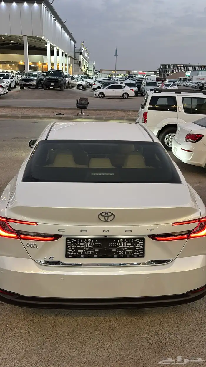 تويوتا كامري Le2025 مثبت سرعة 1