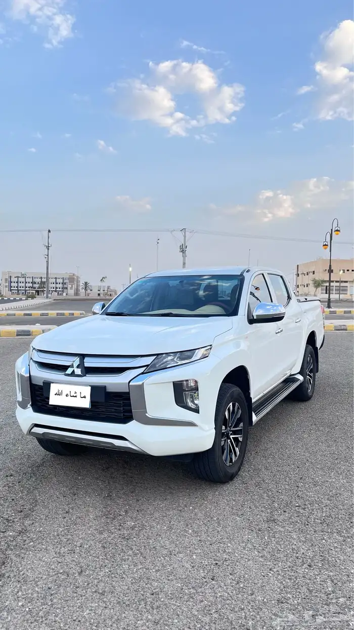 ميتسوبيشي L200 موديل 2020 ديزل دبل قير عادي بحالة الوكالة 0