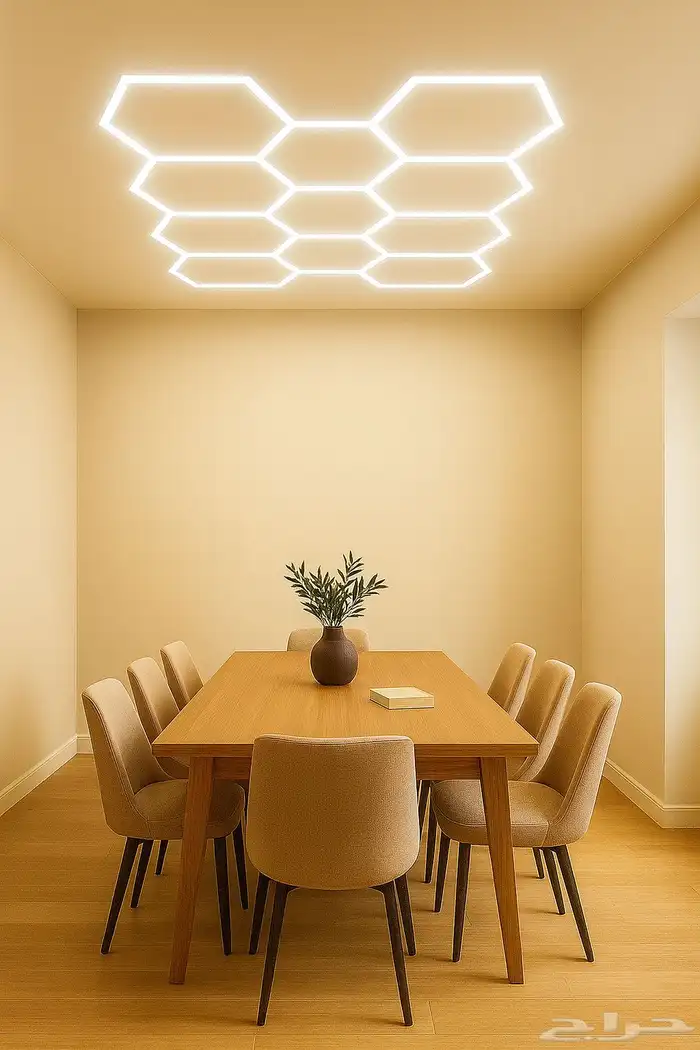 إنارة خلية نحل LED (672W)   مقاس كبير 243 484 سم 0