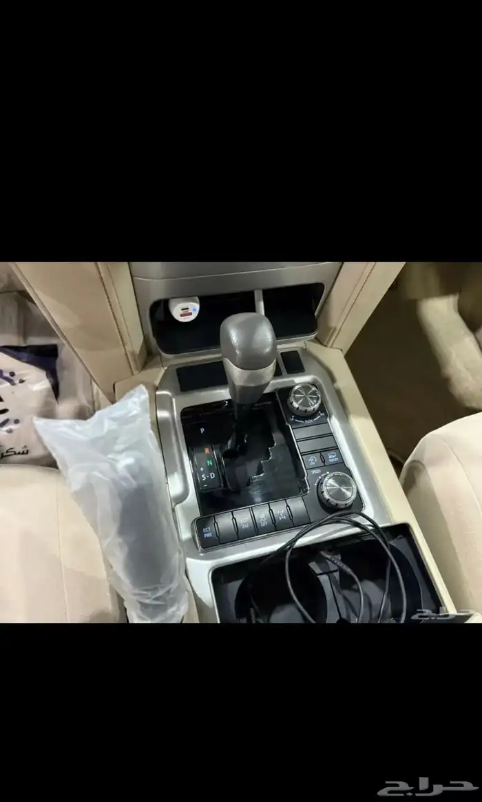 النوع   تويوتا لاندكروزر GXR1 2020 34