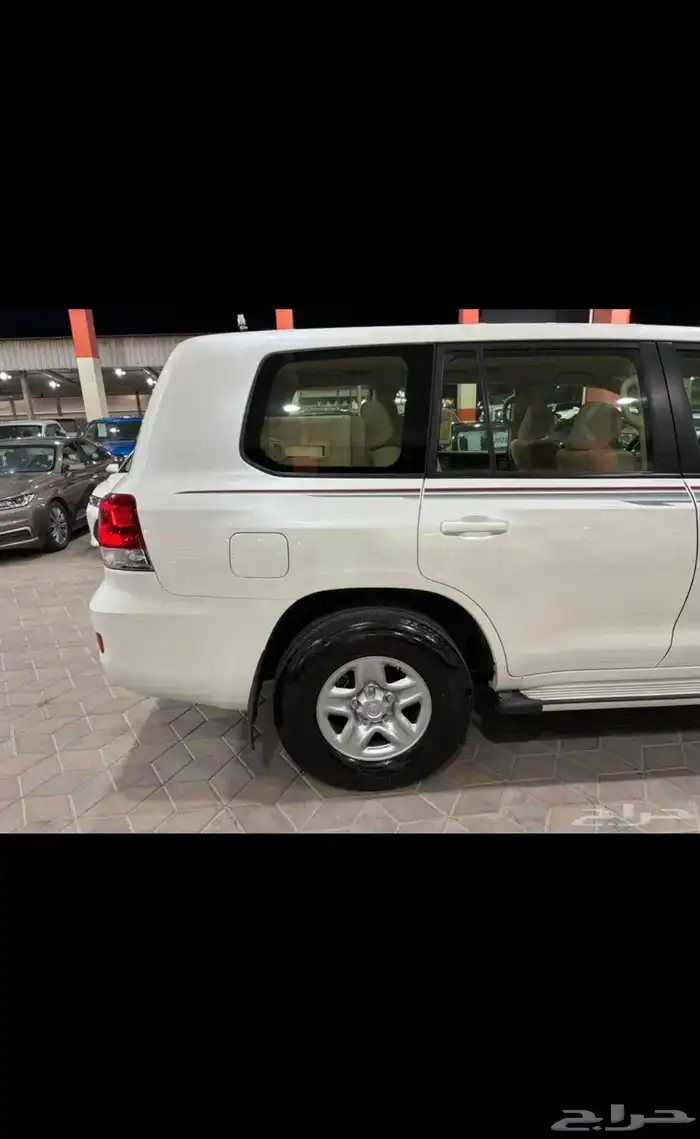 النوع   تويوتا لاندكروزر GXR1 2020 8
