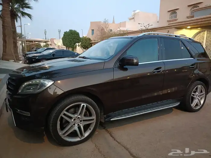 للبيع مرسيدس ML350 موديل 2014 جفالي 1