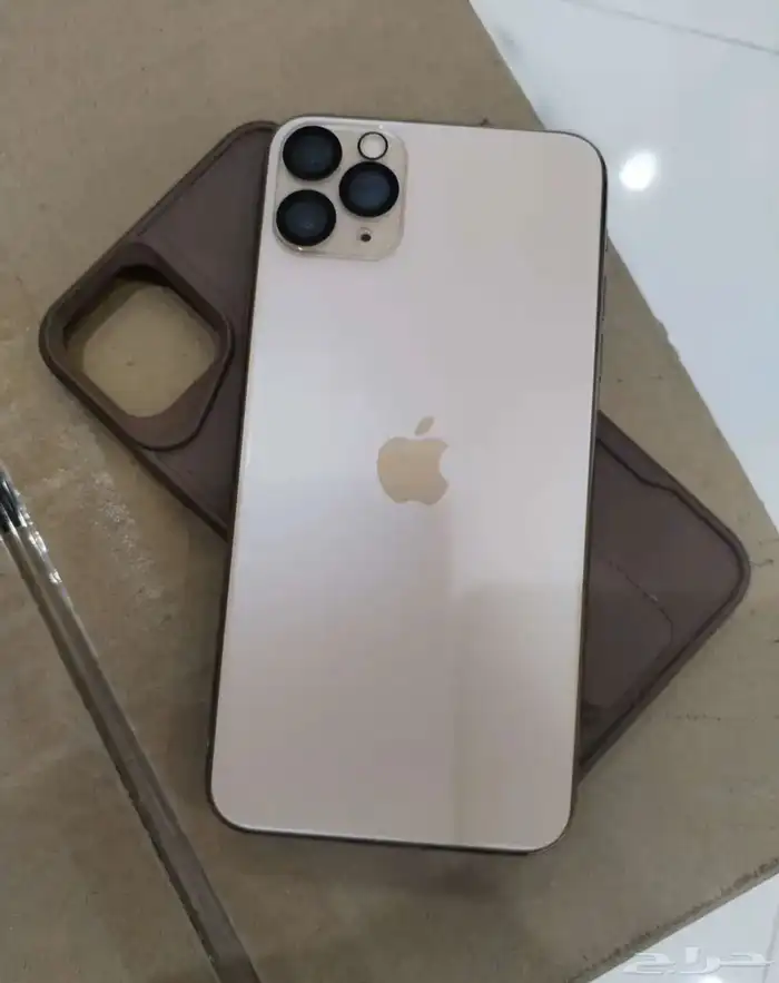 جوال ايفون نظيف ورخيص 1