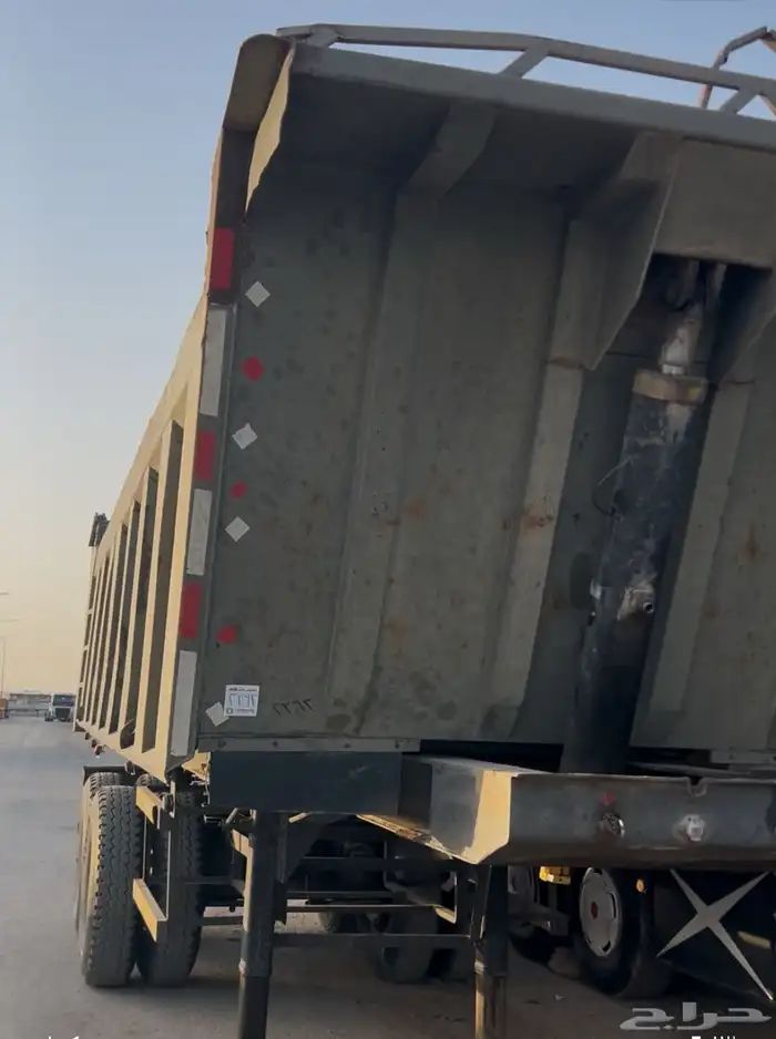 للبيع صندوق قلاب حجم 22 متر صاج 1