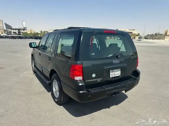 فورد اكسبدشن 2003 نظيف 3