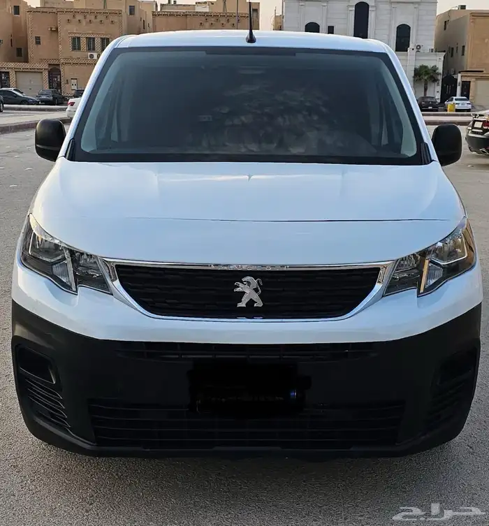 بيجو بارتنر عداد قليل 2024 ديزل للبيع 3