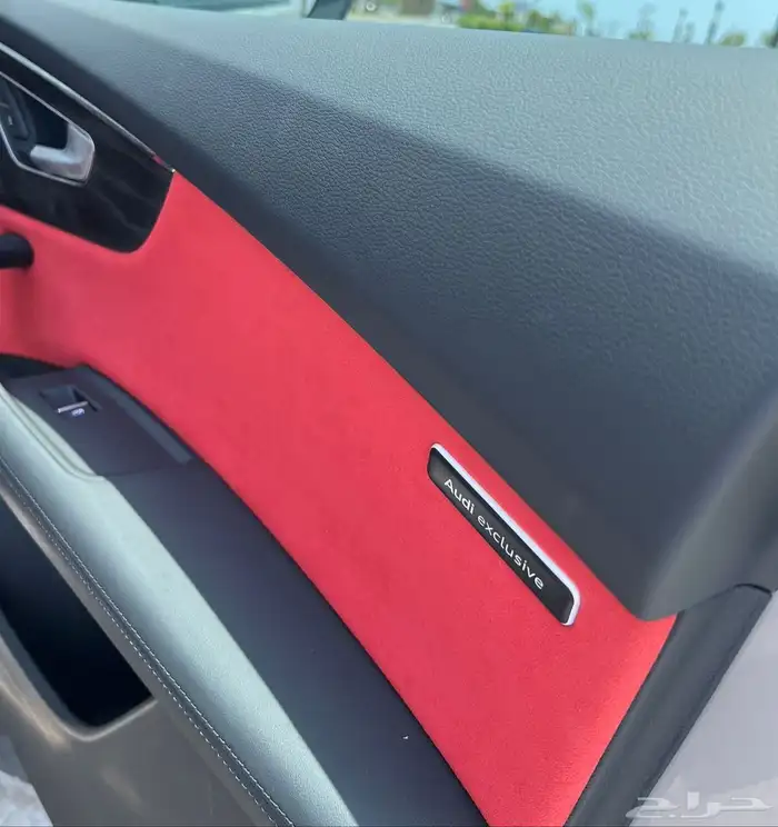 أودي Q8 قمة النظافة بحالة الوكالة 7