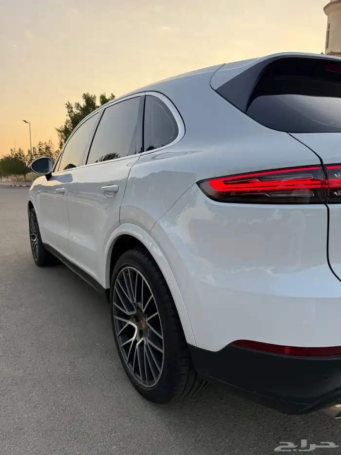 بورش 2018 2