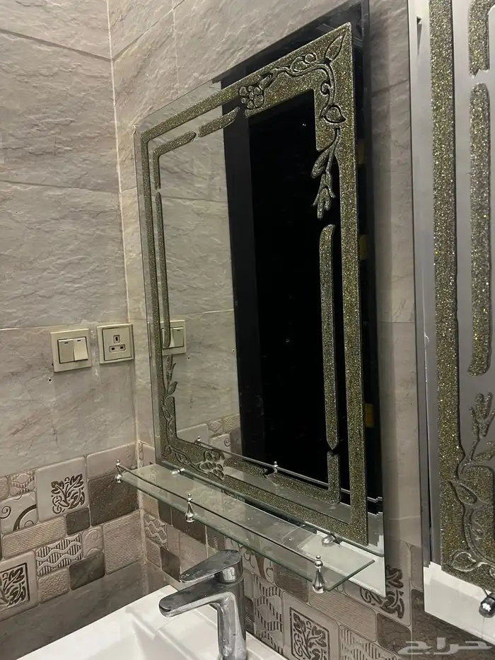 للإيجار شقتين الاول والثاني نفس الموصفات 2500شهري طويق 12