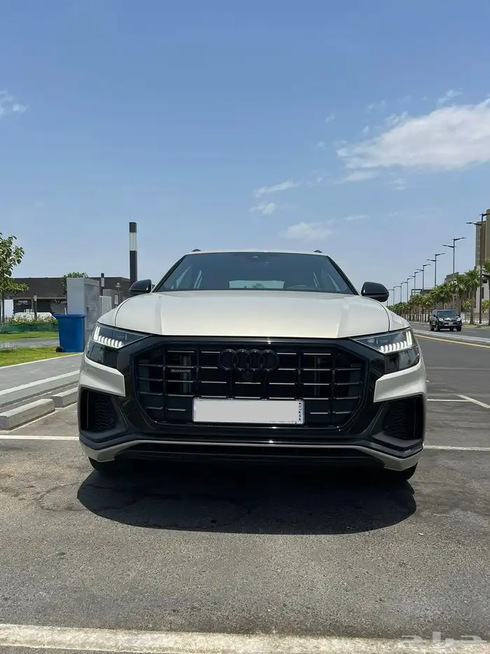 أودي Q8 قمة النظافة بحالة الوكالة 0