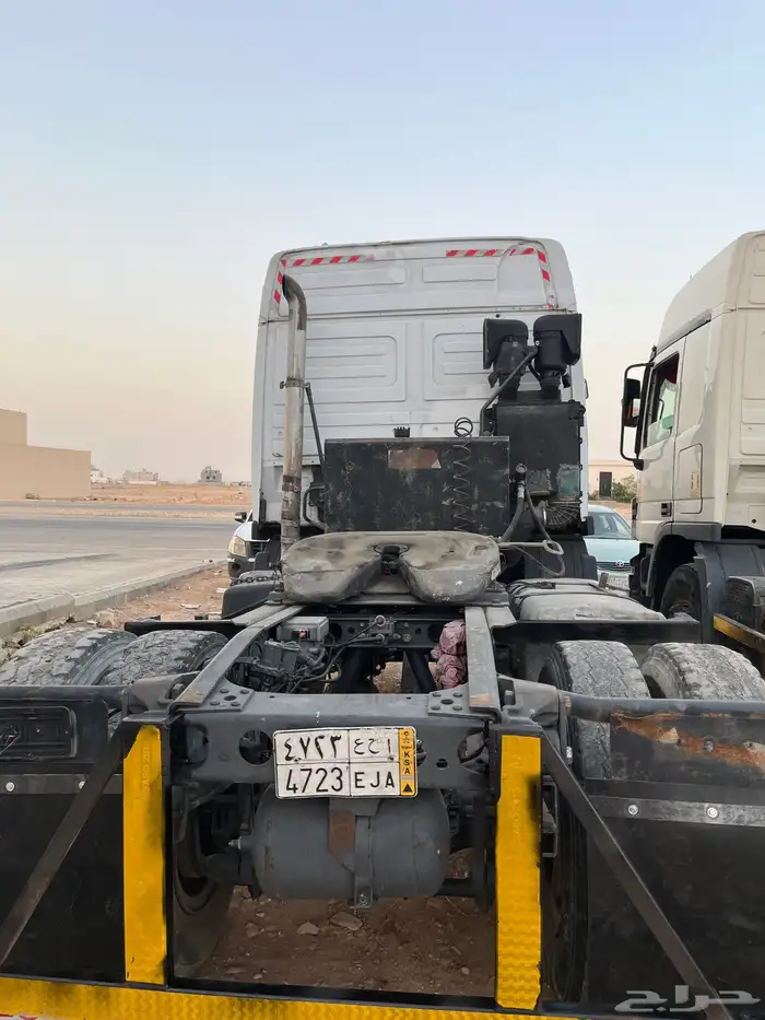 اكتروس جفالي 2004 للبيع سيارتين نظيفة 9