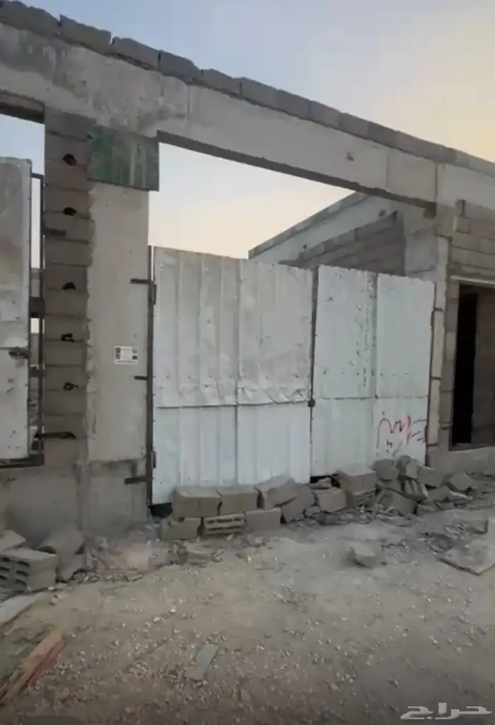 استراحة للبيع عظم ضاحية نمار 0