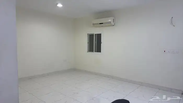 شقة عزاب فاخرة للايجار بحي البيعة بالطائف 0