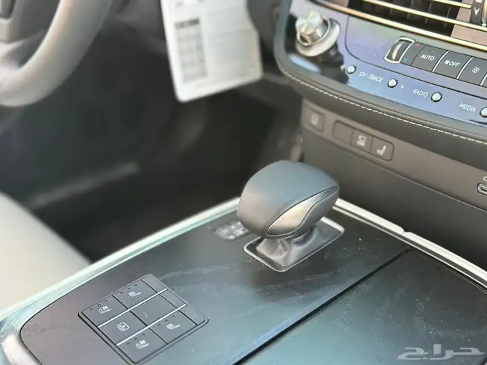 لكزس LS350 2024 AA شبه جديدة 27