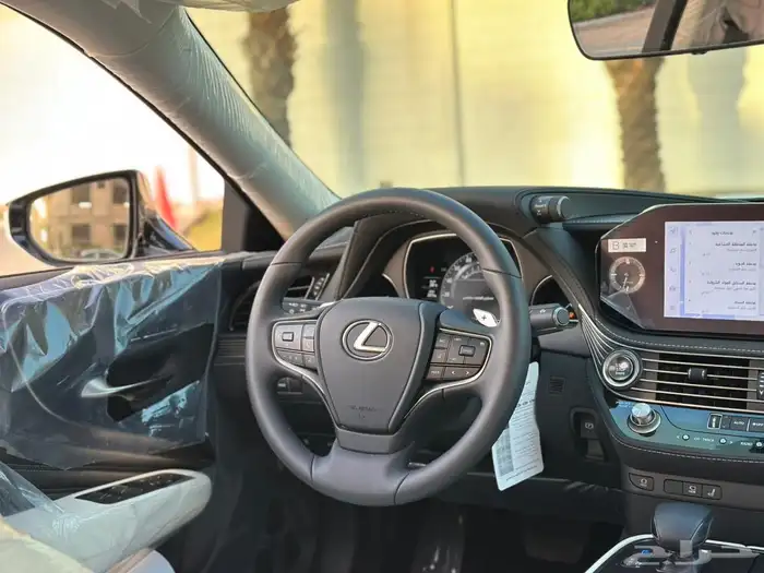 لكزس LS350 2024 AA شبه جديدة 28