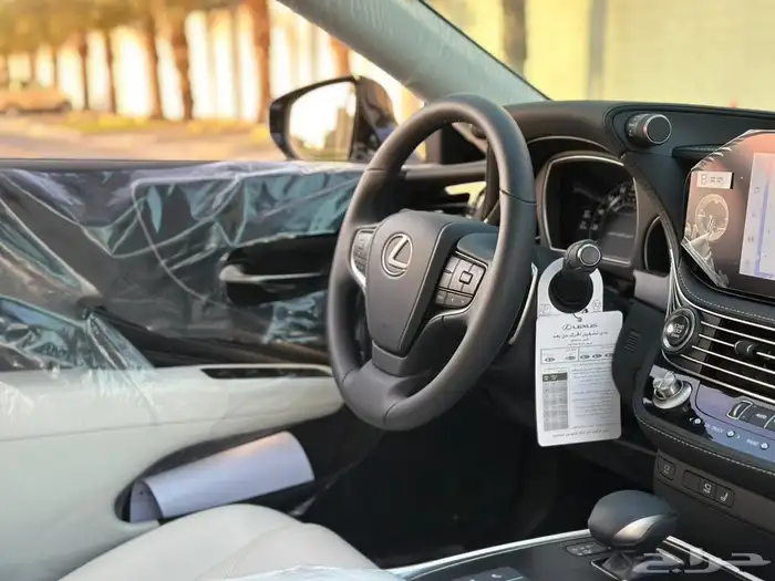 لكزس LS350 2024 AA شبه جديدة 32