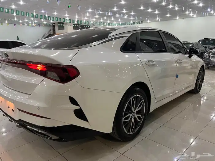 k5 اوبتيما بنزين موديل 2020 3