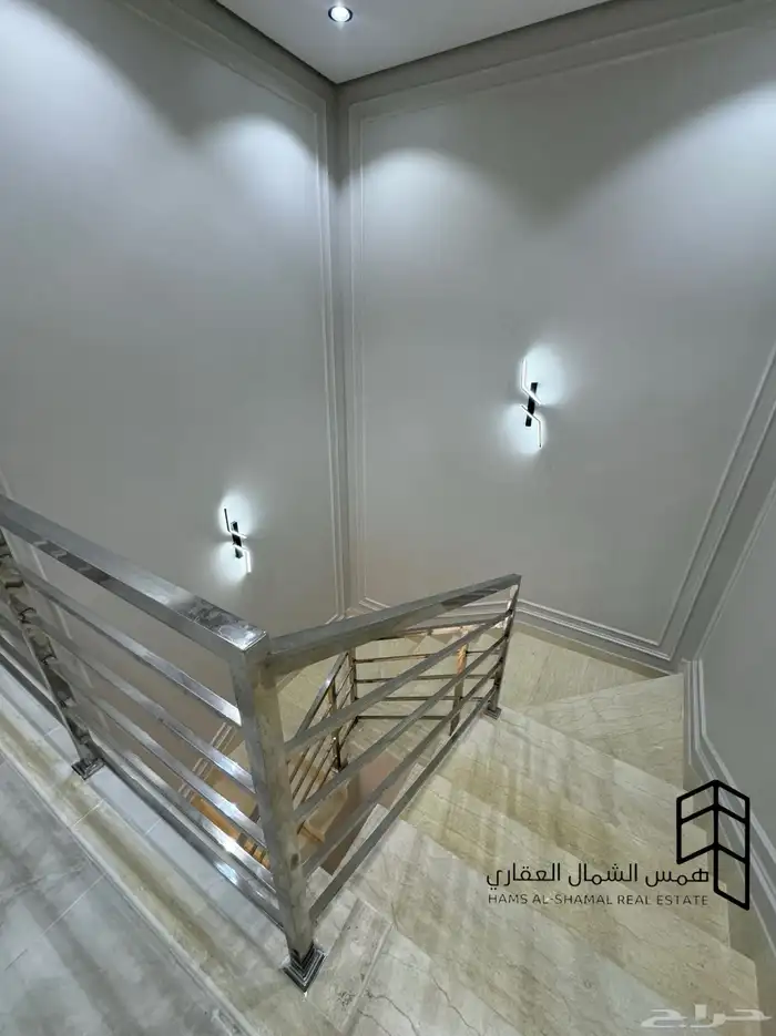 للبيع فلل روف ارضي حي الرابيه 8