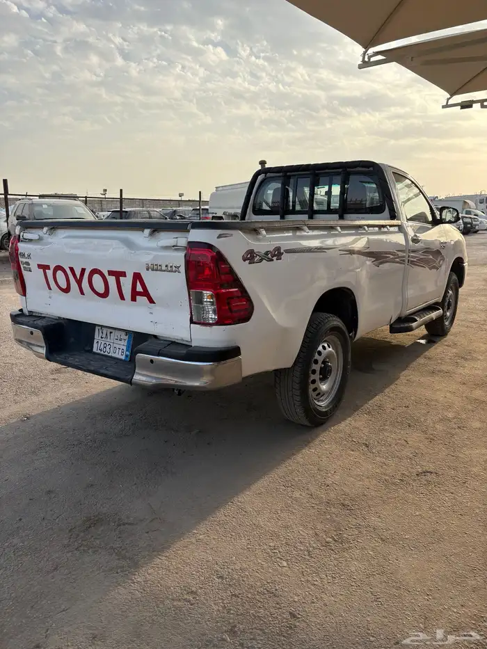 للبيع تويوتا هايلكس ديزل غمارة شاص طويل موديل 2023 2