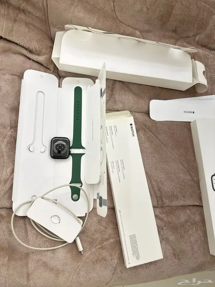 ساعه ابل الاصدار 7 4