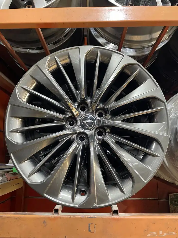 جنوط لكزس LS500 موديل 2022 مقاس 20 اصلي وكاله 0