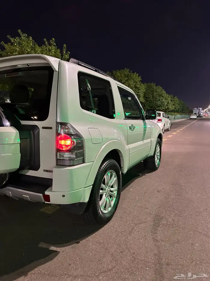 ربع باجيرو 2013 بدي وكالة فل كامل 2