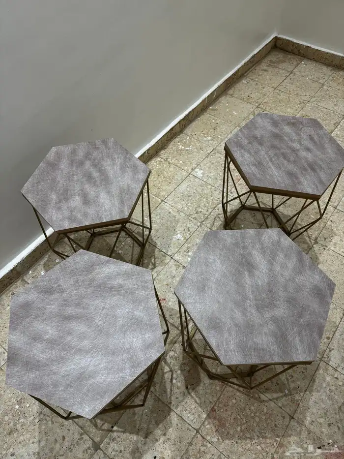 طاولة 1