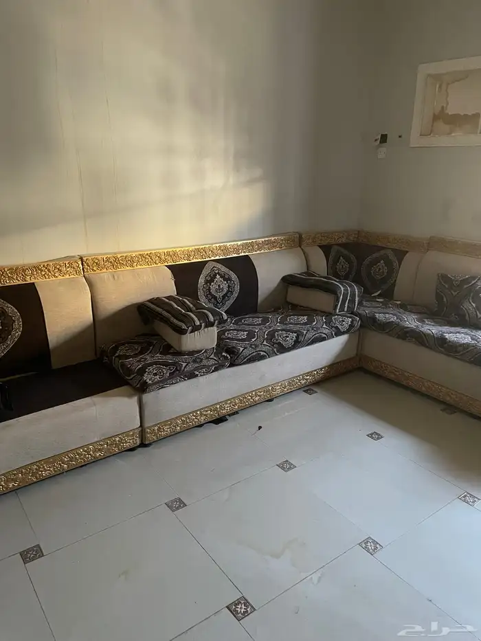 سلام عليكم ورحمة الله وبركاته اعرض لكم كنب نضيف ع السوم 2