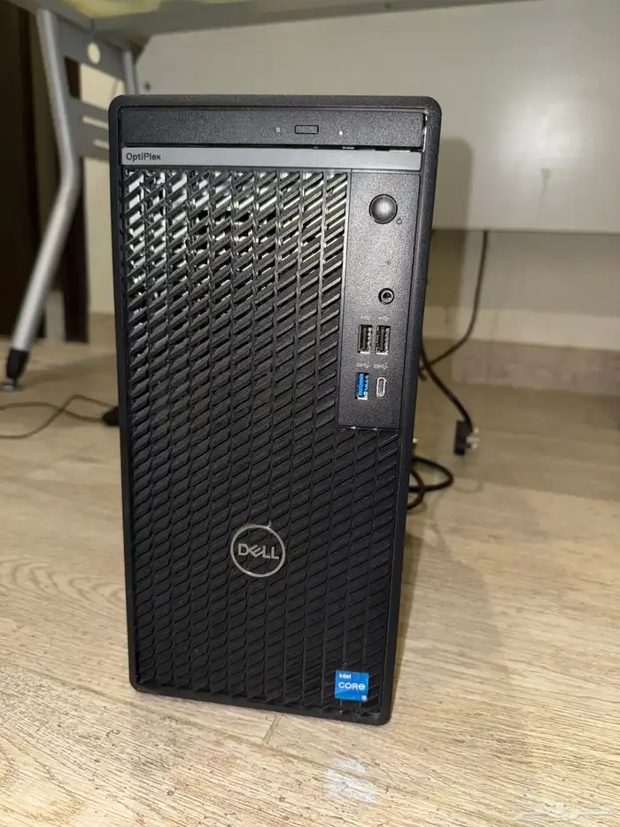 جهاز كمبيوتر مكتبي Dell 1