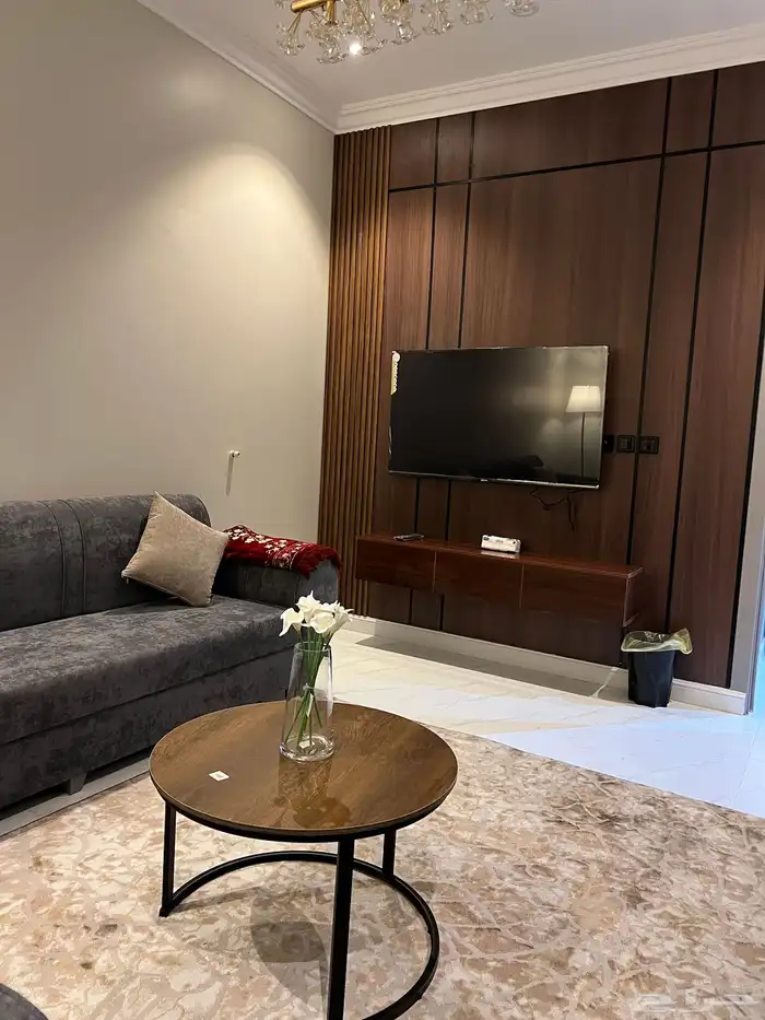 للايجار شقه مفروشه في النماص و استراحه بملعب في النماص 1