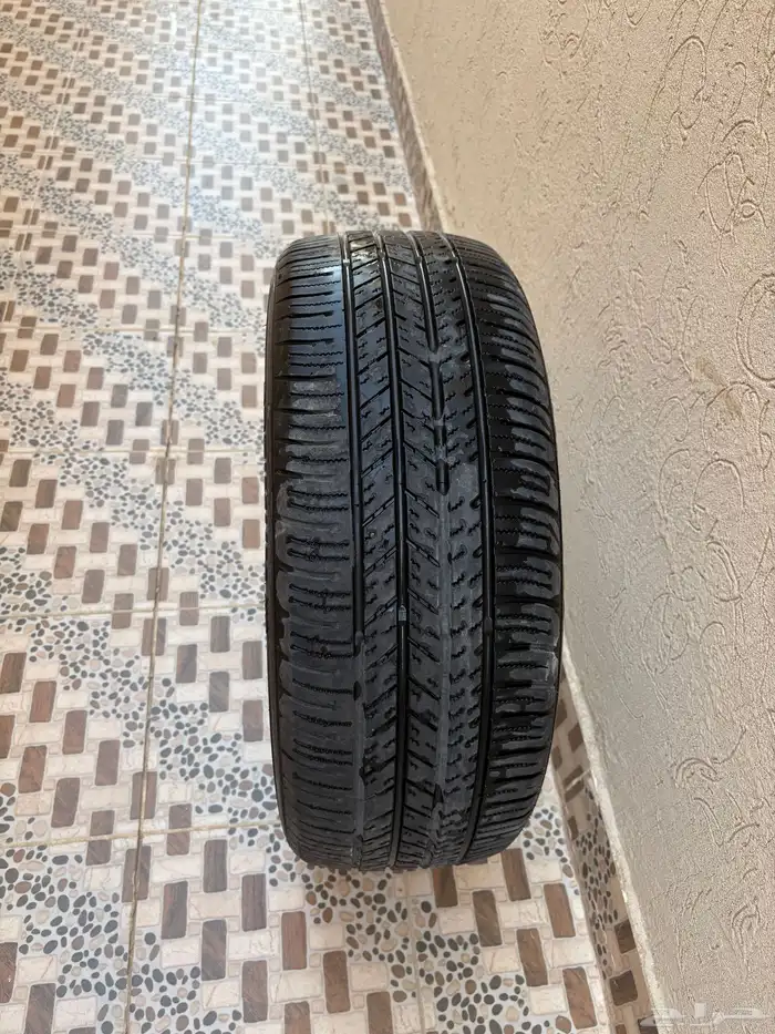 كفر تايلندي 17 مقاس حجمه 215 55 17 تاريخ انتاج 22 4