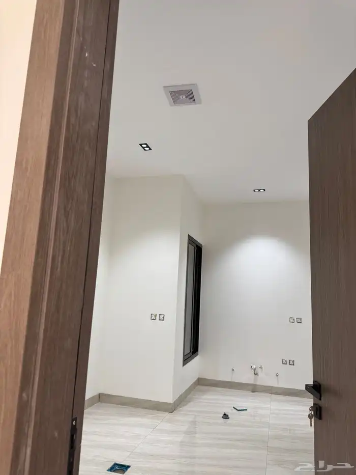 للبيع ادوار حي الرمال بأسعار مميزة 4
