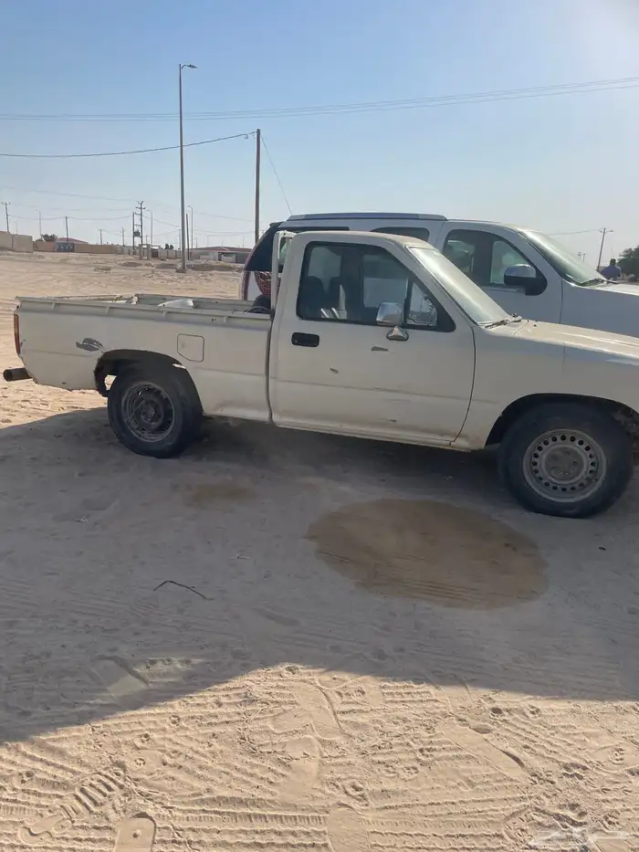 هايلوكس موديل 89 السيارة بأوراق 3