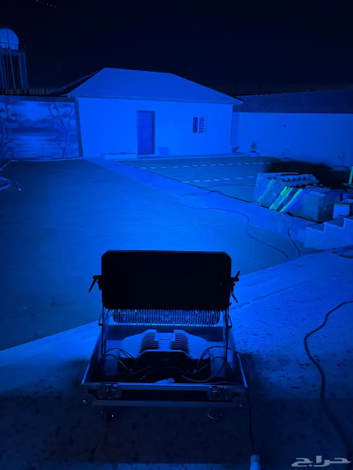 اجهزة اضاءاة مباني ستي كلر 8