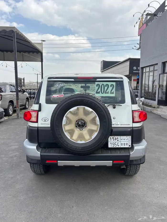تويوتا اف جي 2022 9