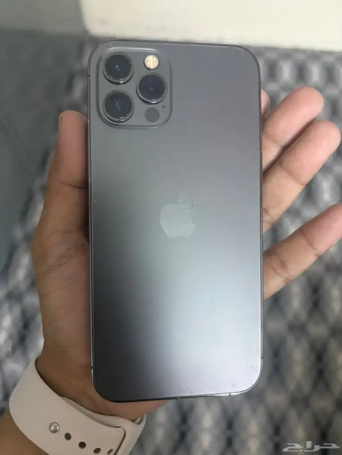 آيفون 12 بور 0