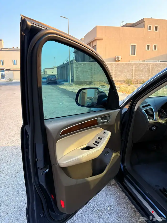 اودي q5 2015 ( نظيف ) 15